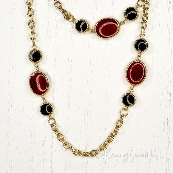 Vintage Red & Black Bead Spaced Station Necklace - Picture 2 of 4